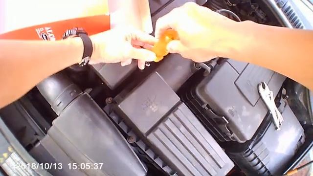 20181016 Skoda Octavia Air Filter Change FUJITOYO FAP5232 ALCO MD8060 смотреть онлайн