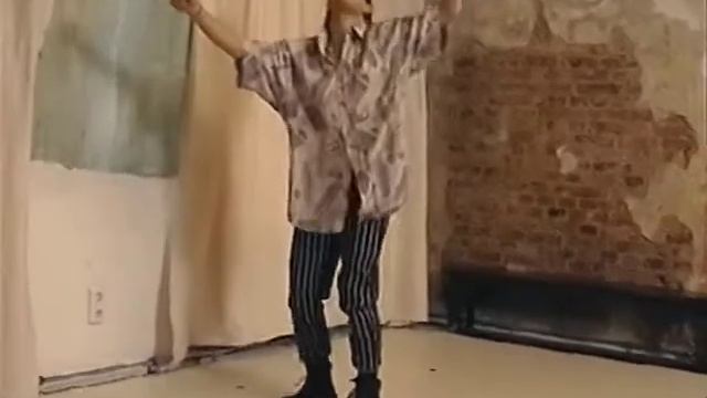 PICTURES - Little Girl (Official Video)