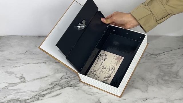 Book Safe BERLIN K смотреть онлайн