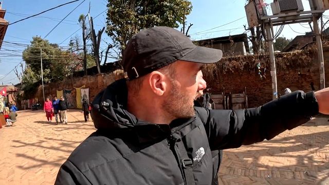 WIJ ZIJN IN HET MOOIE NEPAL!! 🇳🇵 NAGARKOT MOUNT EVEREST & BHAKTAPUR ⛰️