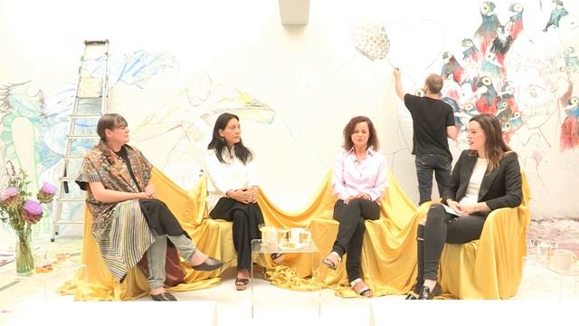 Maison Martin Margiela - Haute Couture Autumn / Winter 2014 Panel Discussion смотреть онлайн