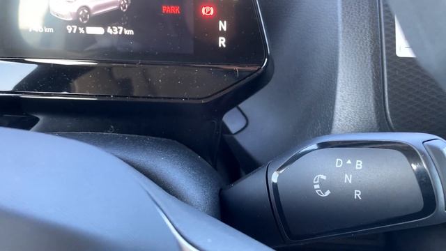 Volkswagen ID.Buzz Cargo смотреть онлайн