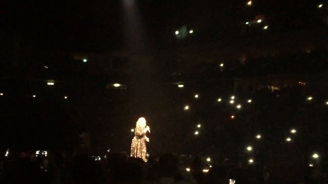 Adele - Hello - Berlin - 8.5.2016 смотреть онлайн