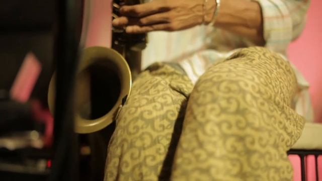 "Sunny" Nakonnai Art Museic смотреть онлайн