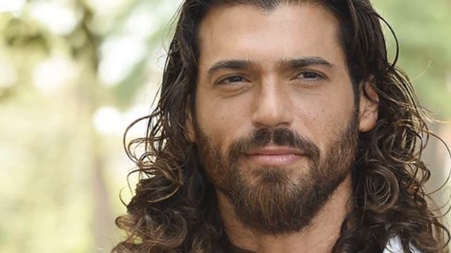 НЕВЕРОЯТНАЯ КРАСОТКА! Вот как выглядит жена актера - Джана Ямана смотреть онлайн