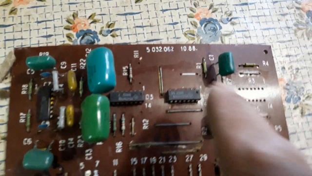 Какие драгметаллы есть в магнитофоне из СССР. Маяк 233. Золото. Серебро. Палладий. смотреть онлайн