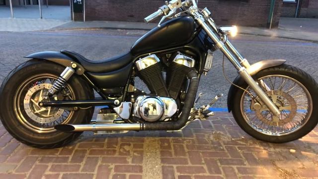 Suzuki Intruder 1400 custom exhaust смотреть онлайн