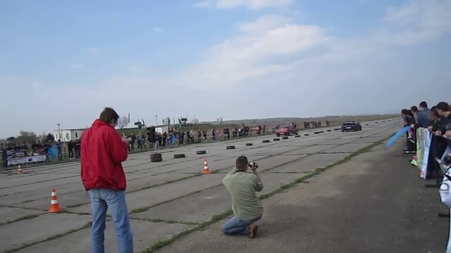 Драг Івано-Франківськ Етап №1 Honda CRX vs Alfa Romeo.MOV смотреть онлайн