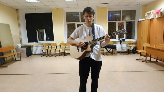 ПОЮ Enrique Iglesias смотреть онлайн