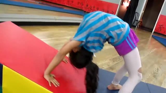 Dance  2012 - 12 - 14 - Selena - 1)