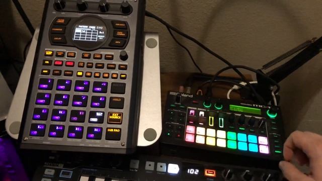 Connecting the MC 101 SP404 and Keystep смотреть онлайн