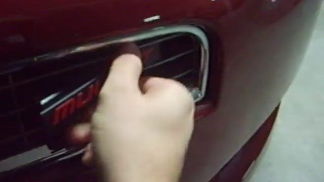 Quitar insignia motorización Fiat Bravo смотреть онлайн