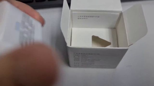 Xiaomi Mi Smart Plug (Wi-Fi) Basic (UnboxOnly) смотреть онлайн