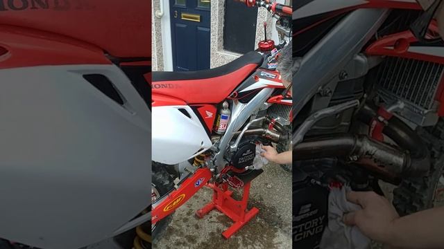 The Beast!! CRF450R смотреть онлайн
