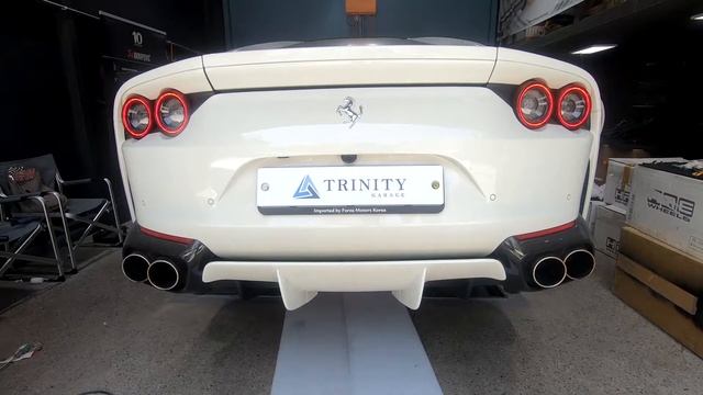 Ferrari 812 Superfast Ipe Exhaust