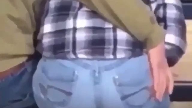 Чужой рвется наружу смотреть онлайн