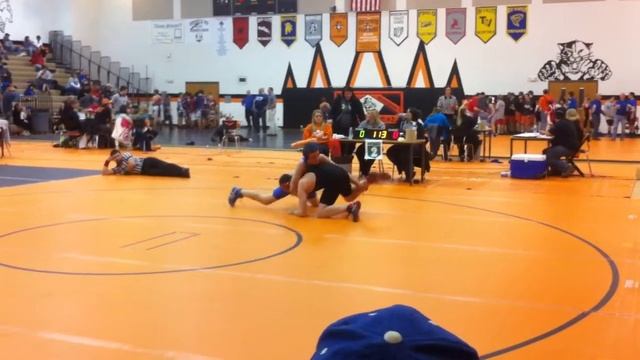 Hunter Jacks Wrestling Some Kid At New Lex 142lbs For Gallia Academy