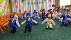 "Қаражорға"биі балабақшада, ортаңғы топ