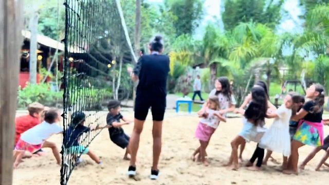 Festa neon 8 anos Antonella смотреть онлайн