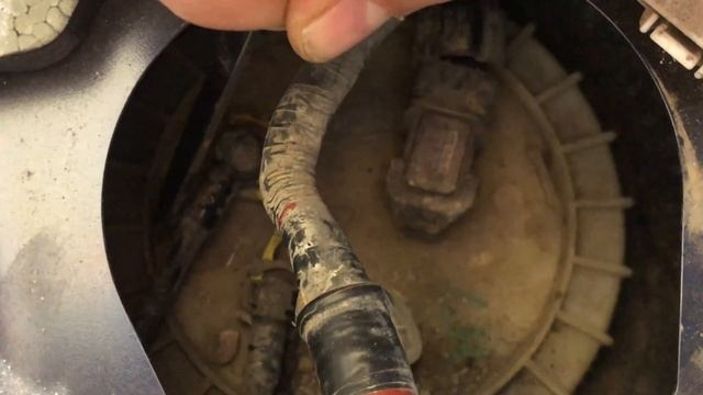 GX 470 Fuel gauge stopped working - replacing fuel sending unit смотреть онлайн
