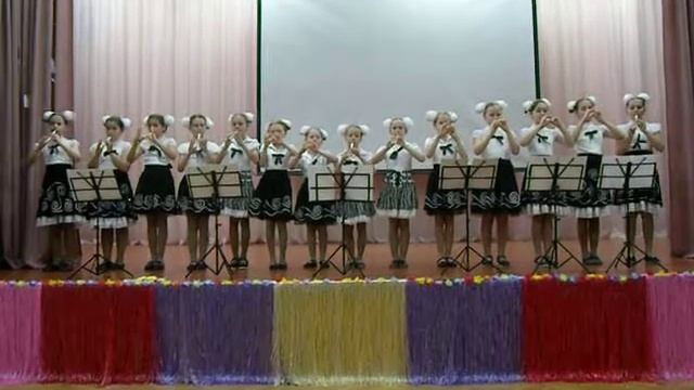 "Память" из мюзикла "Кошки" исполняет "Волшебная свирель" Руководитель Чернышова Л.А смотреть онлайн