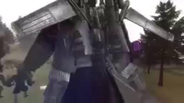 песня про камерамена титана смотреть онлайн