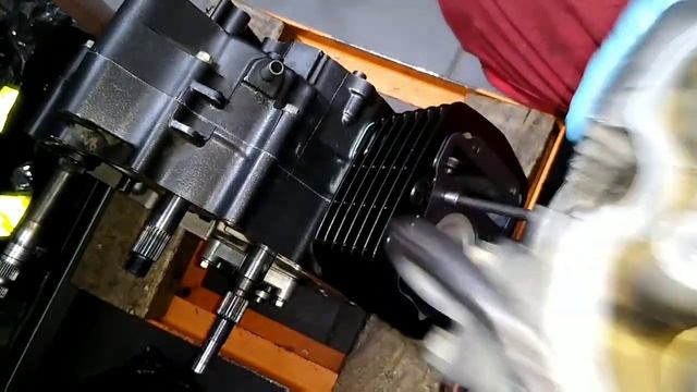 Cómo instalar un kit de cilindro a una cb 110 o cómo armar cabeza de fuerza parte 2 смотреть онлайн