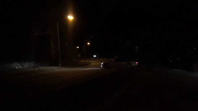 W211 E320 CDI straight piped sound смотреть онлайн