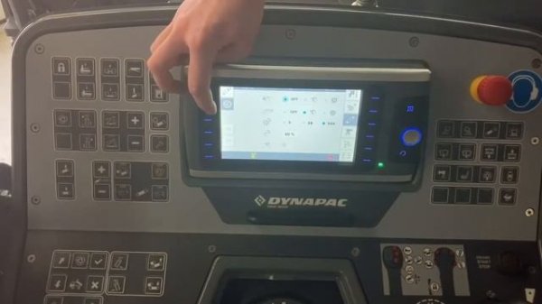 Перегружатель Dynapac MF2500 IMIX. Узлы перемешивания смеси