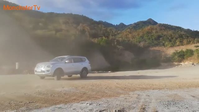 2018 Nissan Terra having donuts for breakfast смотреть онлайн