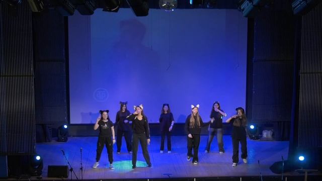 Конкурс эстрадного танца (продолжение) смотреть онлайн