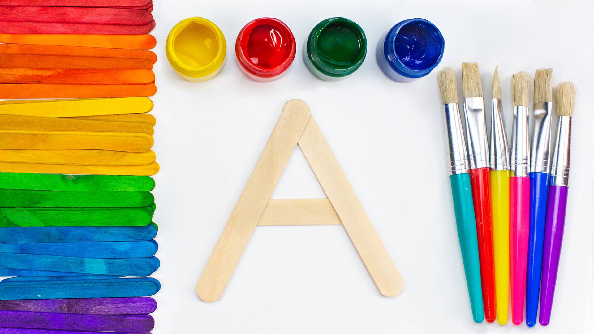 Буквы алфавита из деревянных палочек. Раскрашиваем красками. смотреть онлайн