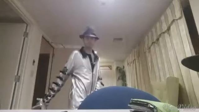 Mr. Moonwalker live at the admiral theater: behind the scenes