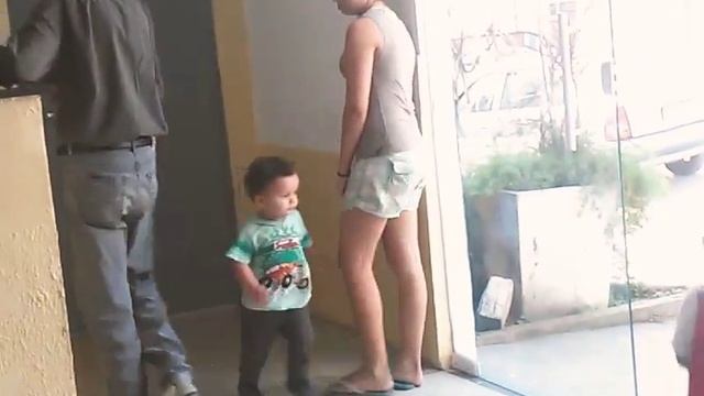 #Andremarcilio
DIA DE CONSULTA NO PEDIATRA ("Olha o que ele fez ") смотреть онлайн