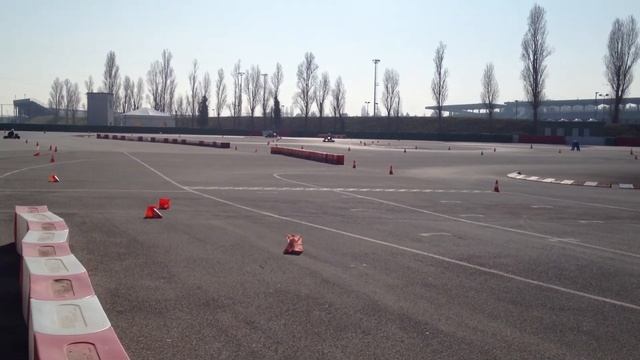 Luca Ferrari Kart team-race n.1 смотреть онлайн