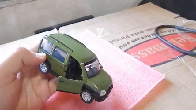 Coleção Miniatura Fiat Doblo Adventure смотреть онлайн