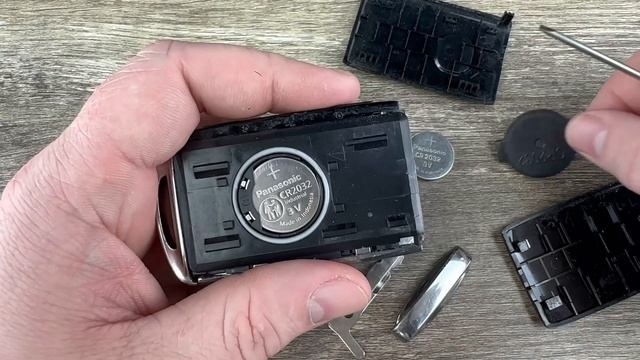 2020 - 2023 Mazda CX-9 Key Fob Battery Replacement - How To Replace Or Change CX9 Remote Batteries
