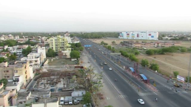 Вид с крыши отеля в Джайпуре, Индия смотреть онлайн