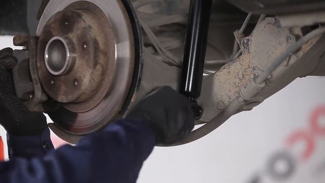 Hvordan bytte Bakre støtdemper på OPEL ZAFIRA A [Bruksanvisning] смотреть онлайн