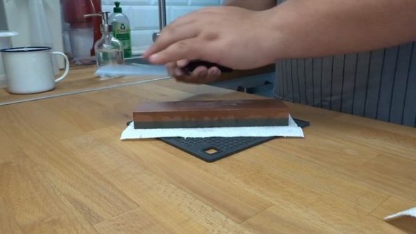 Norton Coarse Crystolon, Fine India and Hard Arkansas stone sharpening progression