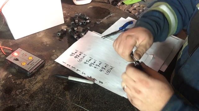 How to remove, decap, flow test, reinstall and tune fuel injectors from a 2000 Chev Silverado 1500 смотреть онлайн