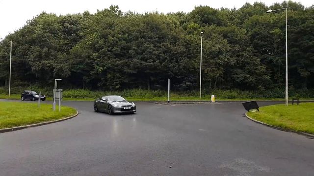 NISSAN GTR R35 ACCELERATION!!! смотреть онлайн