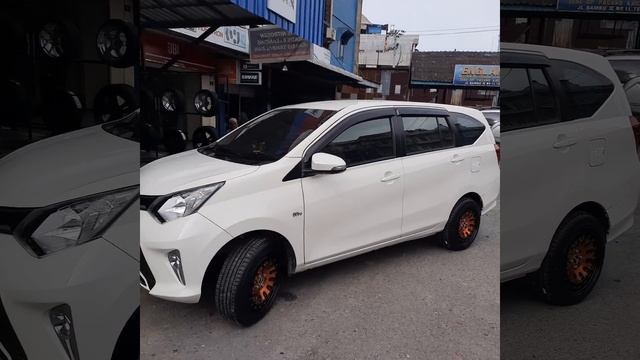 Modifikasi Mobil Toyota Calya Pakai R16 Offroad Look Viral
