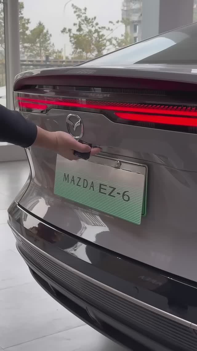 MAZDA EZ - 6 Захватывающий обзор смотреть онлайн