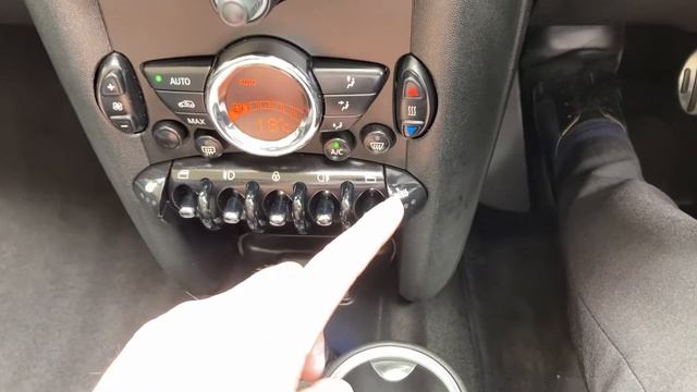MINI ROADSTER 1.6 Cooper S 2dr смотреть онлайн