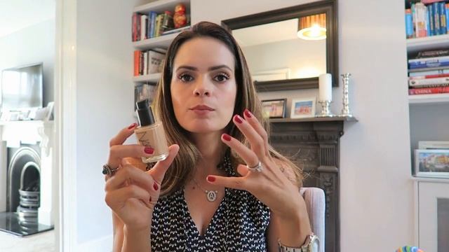 Minhas bases preferidas! Como consigo um efeito leve e natural na maquiagem смотреть онлайн