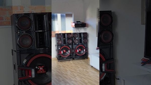 LG XBOOM PRO CM9940 CLIP ON !