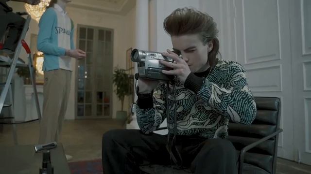 MrKG смотреть онлайн