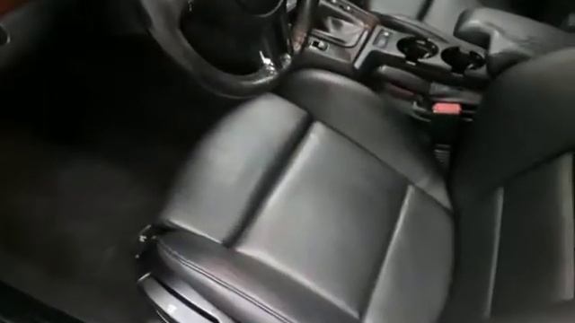 2005 BMW 325I смотреть онлайн