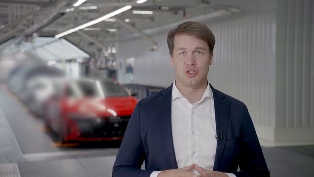 Julius Seebach über die Elektrifizierung der Audi Sport GmbH смотреть онлайн